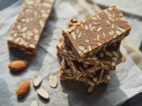 Illustration of raw almond protein bars